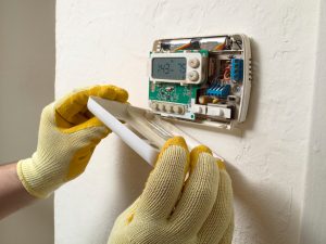 thermostat-open-repair-gloves